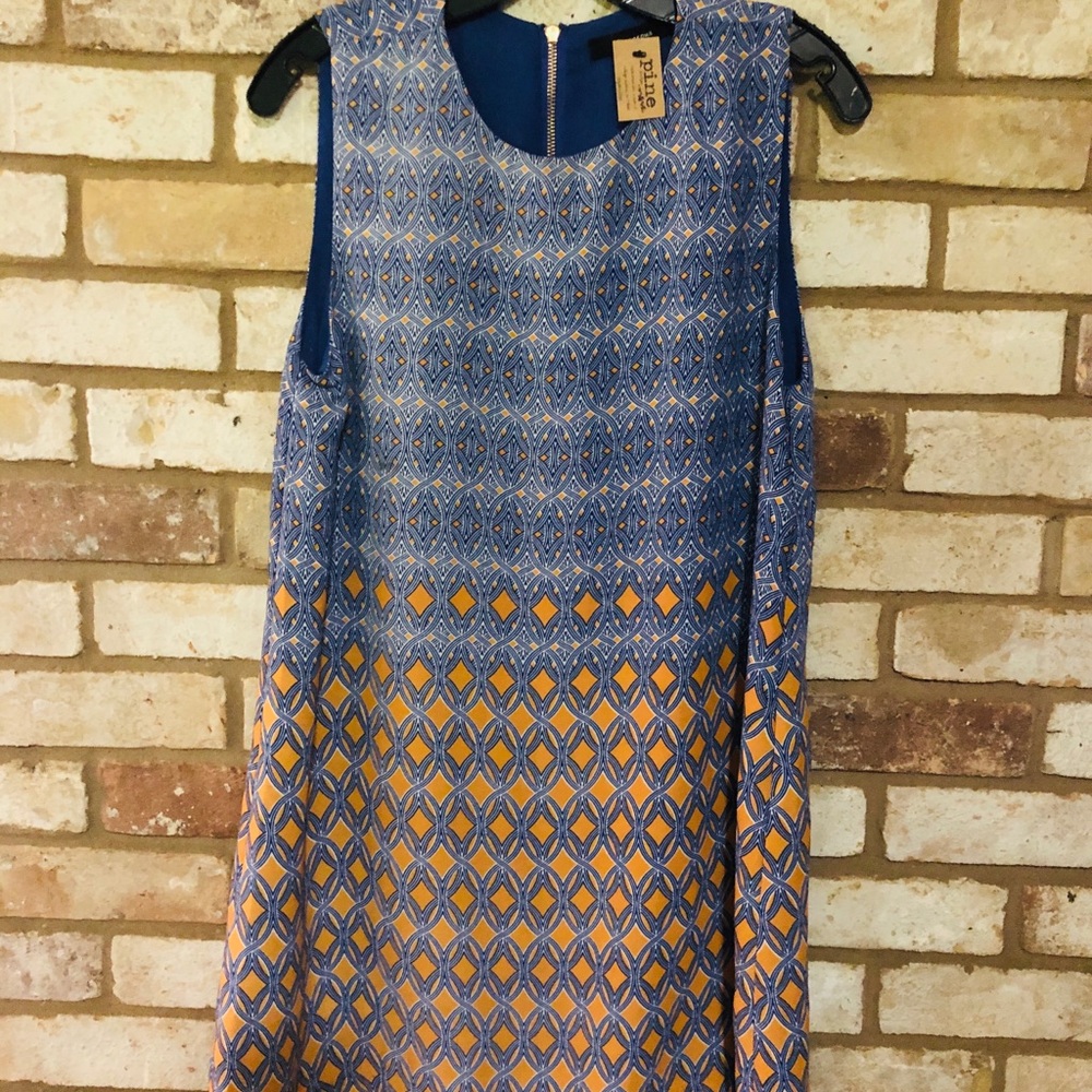 Olivaceous sleeveless blue/.org print shift dress